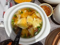 -莱莱小笼·乔艾