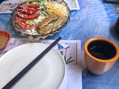 -月亮眼花园餐厅书吧酒吧