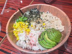 蟹肉吞拿鱼牛油果拌饭-何里玉(北京路店)