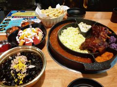 -肥肥虾庄·金牌油焖大虾(杨园滨江时代walk店)