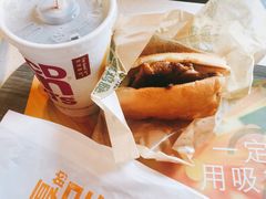 -麦当劳(田林好又多店)