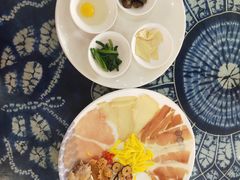 -桥香园过桥米线(国贸店)