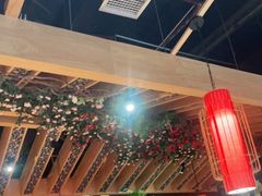 -野山舂·贵州现舂酸汤火锅(鸿通城店)