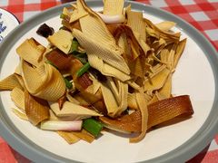-老郑家东北春饼(龙悦居店)