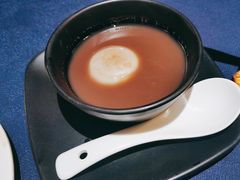 红豆沙汤圆-维园悦谱·海派家常菜(乌鲁木齐南路店)