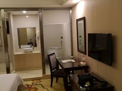 -维也纳酒店(深圳国际会展中心沙井上南店)