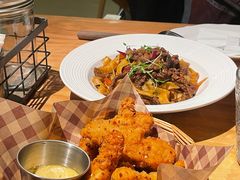 -三勾JJJ Burger&Coffee(梅溪湖店)