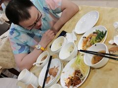 -碧中海汤泉汗蒸酒店