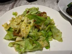 爆炒手撕包心菜-汤城小厨•粤菜•靓汤(西直门凯德MALL店)