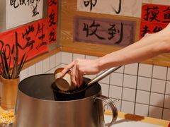 -佬缸炮江湖川菜(玉林店)