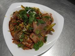 -穆豪麦蒸碗羊羔肉