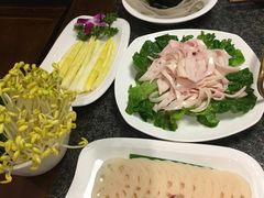 -小天鹅火锅·一线江景洪鼎旗舰店(洪崖洞店)