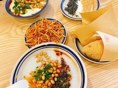 -正南齐北·老街糯米团(洪崖洞店)