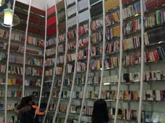 钟书阁-钟书阁(松江泰晤士小镇店)