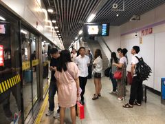 -龙溪路(地铁站)