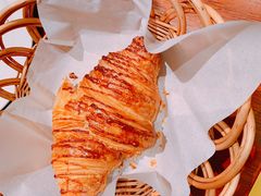 流奶黄金羊角-麦田工坊(月湖店)