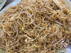 牛肉鸡蛋炒米线-贞姨美食·老字号海鲜大排档