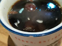 生熟地猪骨汤-先记烧鹅王·本地粤菜(福永店)
