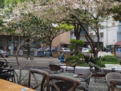 -玛格萝妮比萨屋(四平店)