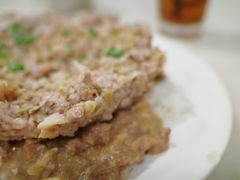滑蛋牛肉梅菜肉饼饭-好好滋味茶餐厅