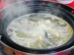 -花苑美食横琴生蚝火锅(拱北粤华路店)