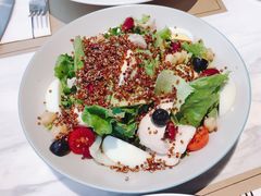 能量鸡脯藜麦沙拉-乔泰勒JOETYLER西餐厅(曲江店)