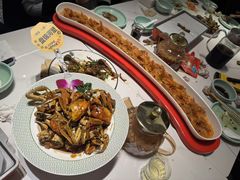 -嗨辣小聚·盘锦河蟹·海鲜烧烤龙虾(盘锦十年好店)