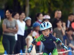 -悦动体能篮球羽毛球网球(三里河店)