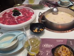 -洪氏嗨捞·猪肚鸡火锅(阳光天地店)