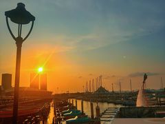 -东港音乐喷泉广场