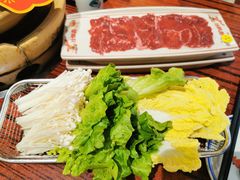 -沙胆彪炭炉牛杂煲(上海日月光广场店)