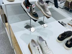 -hotwind热风(喜隆多店)