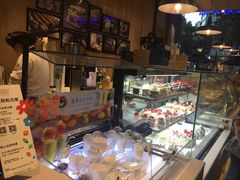 -巴黎贝甜(大宁国际商业广场店)
