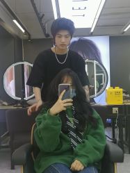 -藤野造型烫发染发