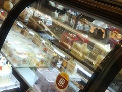 面包甜点陈列柜-津乐园(王顶堤店)