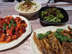 -巴厘龙虾·榜首油焖大虾(音乐学院·沿江酒馆店)