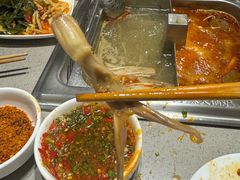 -海底捞火锅(曹安公路店)