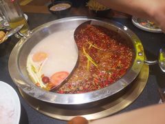 -沸炉重庆老火锅(军事博物馆店)