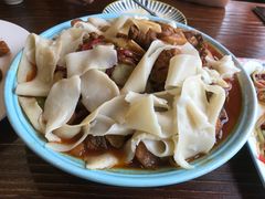 新疆大盘鸡-阿拉木汗餐厅(山大路店)