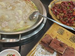 -老来福·非遗酸汤兔(凯旋路店)