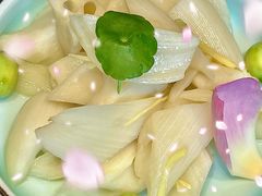 -湖畔鲁菜·二十年老字号餐厅(大明湖店)