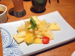 青柠拌菠萝-云海肴·汽锅鸡·云南代表菜(美罗城店)