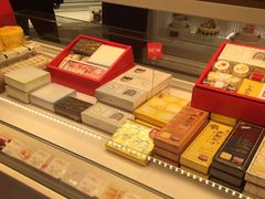 -好利来(新宜白店)