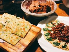 -95号酱骨·一块豆腐(展春园西路店)
