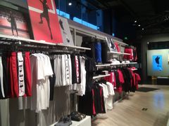 -Air Jordan(世贸天阶店)