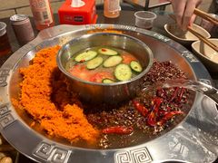 -洞亭火锅(防空洞总店)