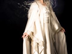 -九月鹰飞汉服摄影工作室