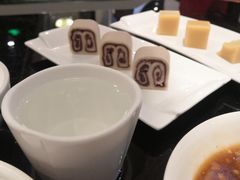 芸豆卷-皇城根·烤鸭·鱼头·家常菜(欧亚大观乐活城店)