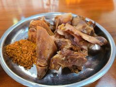 -鸿浩扒猪脚米线