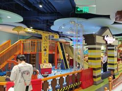 -MELAND CLUB亲子乐园•派对(虹桥万象城店)